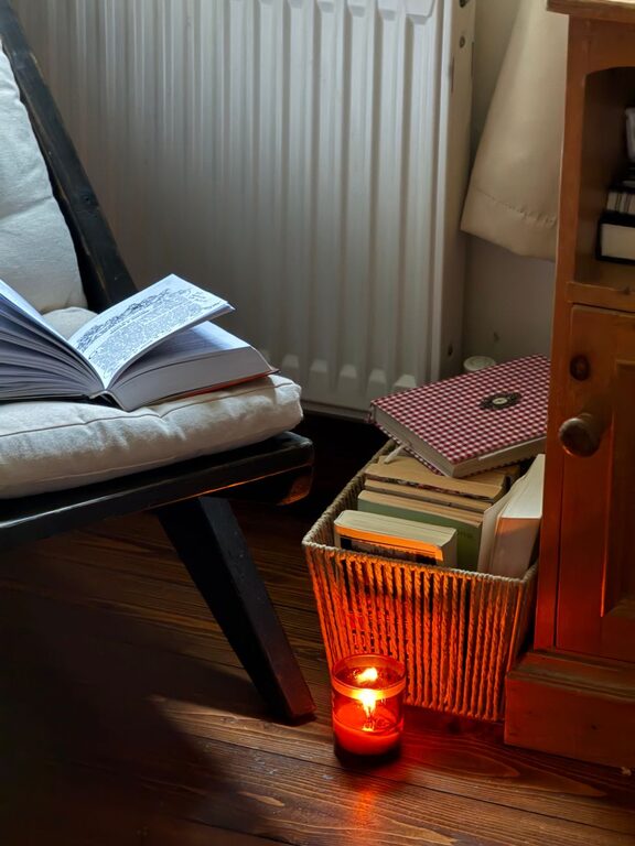 Simple Ways to Create a Cozy Reading Nook in Your Home